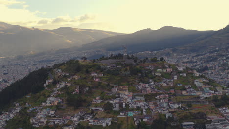 Panecillo-Dowtonw-Quito-City-Travelling-Aerial-View.-Ecuador