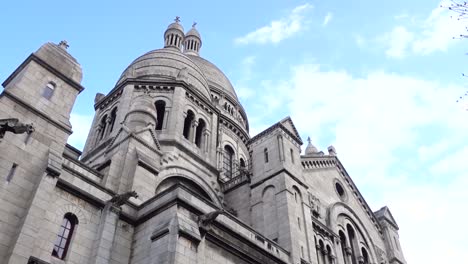 Die-Basilika-Des-Sakraments-Des-Herzens-Von-Montmartre,-Paris,-Full-HD-60fps