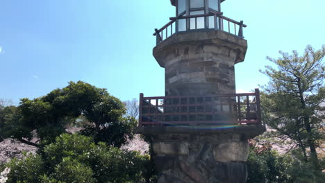 Hanami-Saison-Mit-Kirschblüten-Im-Chidorigafuchi-Park,-Kaiserpalast