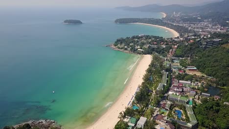 Drohnenaufnahme-Am-Karon-Beach-Auf-Der-Insel-Phuket