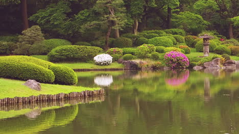 Wunderschöne-Japanische-Gärten