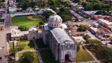 Hiperlapso-En-Iglesia-De-Uman,-Yucatán