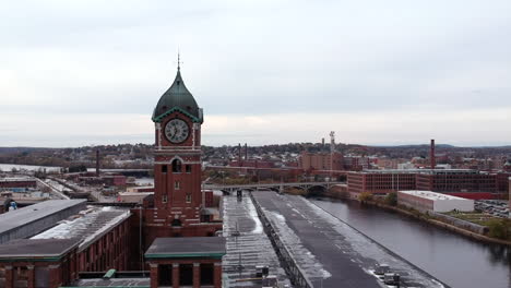 Ayer-Mill-Clock-Tower-A-Museum-Near-Merrimack-River-In-Lawrence,-Massachusetts,-USA