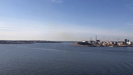 Zeitrafferaufnahmen-Von-Birdeye-Von-Der-Helsinki-Werft-In-Finnland