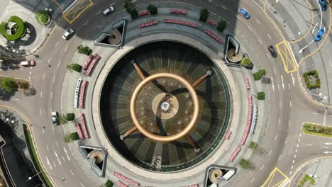 Quelle-Des-Reichtums-–-Drohnenaufnahmen-Aus-Der-Luft,-Aufgenommen-Im-Zentralen-Geschäftsviertel-Suntec-City-In-Singapur
