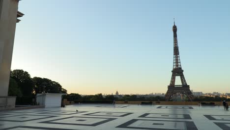 Trocadero-palace-of-chaillot-and-eiffel-tower-wide-pan-during-early-morning-with-almost-nobody-due-to-coronavirus-outbreak