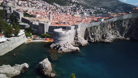 Panning-view-of-the-mighty-city-wall-at-old-town-Dubrovnik-and-Pile-Bay-on-the-west-side