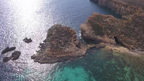 Luftaufnahme-Von-Comino,-Malta-Und-Der-Blauen-Lagune