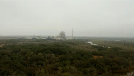 Nebel-über-Einer-Alten-Mühle-In-Texas
