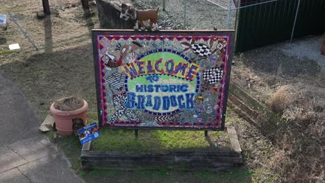 Welcome-to-Historic-Braddock-Sign-mural