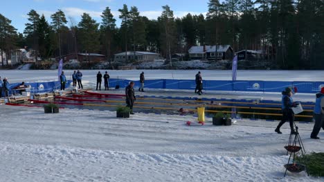 Freestyle-Winterschwimmwettbewerb,-Vansbro,-Schweden
