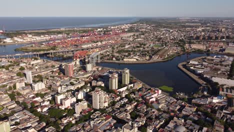 Puerto-Y-Paisaje-Urbano-De-Buenos-Aires-En-Argentina