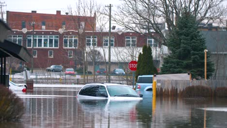 Schockierende-überflutete-Fahrzeuge,-Nachrichten,-Naturkatastrophen,-Opfer,-Apokalypse,-Stürme,-Klimawandel