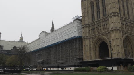 Palace-Of-Westminster-Covered-In-Scaffolding-For-Repair-Works-On-Overcast-Day