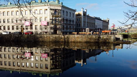 Buildings-Reflecting-On-Canal-Water-In-The-District-Of-Inom-Vallgraven-In-The-City-Center-Of-Gothenburg-In-Sweden
