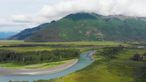 4K-Video-of-Snowcapped-Mountains-in-Alaska-During-Summer