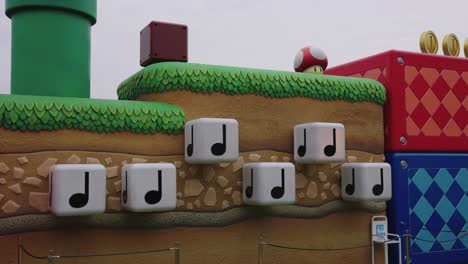 Musical-blocks-of-interactive-theme-park-Super-Nintendo-Land,-Universal-Studios