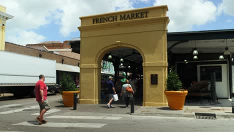 Entrada-Al-Mercado-Francés-Nueva-Orleans