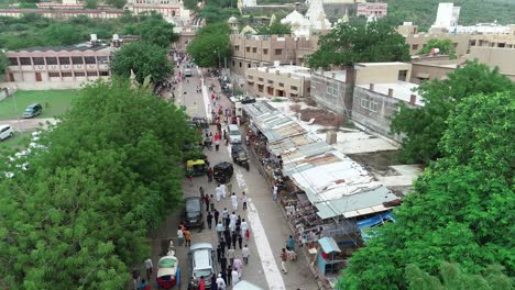 Aerial-shot-of-street-of-the-Palitana-temple