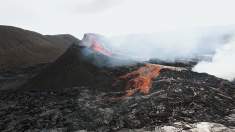 Volcán-Fagradalsfjall-En-El-Suroeste-De-Islandia