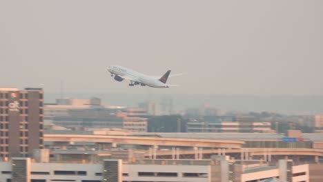 An-Air-Canada-plane-taking-off-from-Toronto-International-Pearson-Airport