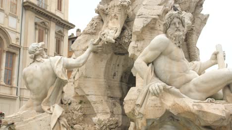 Fountain-Of-The-Four-Rivers-In-The-Piazza-Navona-In-Rome,-Italy---close-up