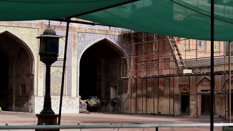 Blick-Auf-Das-Gerüst-Der-Wazir-Khan-Moschee