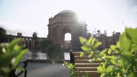 Beautiful-view-of-the-Palace-of-Fine-Arts-in-a-sunny-day-in-California