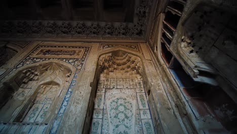 Bukhara-city,-Uzbekistan-inside-of-old-house-Silk-Road-decor
