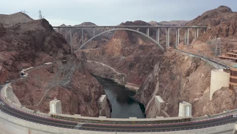Luftaufnahme-Des-Hoover-Staudamms-Und-Der-Mike-O&#39;Callaghan–Pat-Tillman-Memorial-Bridge