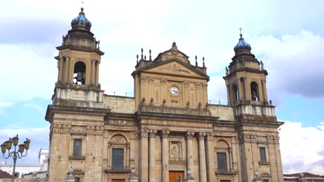 Catedral-Nacional-De-Guatemala.-Parque-Central-En-La-Ciudad-De-Guatemala
