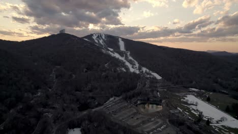 aerial-push-into-sugar-mountain-ski-resort-at-sunset