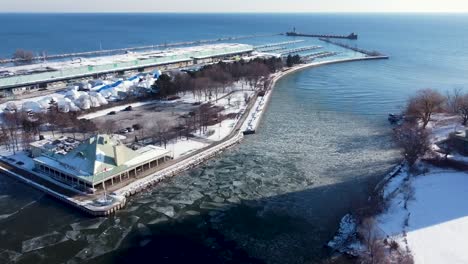 Aerial-view-of-an-icy-harbor-on-Lake-Ontario-in-Mississauga