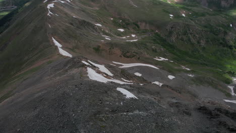 Aerial-View-of-Hikers-on-Grizzly-Peak,-Loveland-Mountain-Pass-Traverse,-Colorado-USA