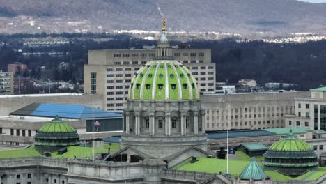 Edificio-Del-Capitolio-De-Pennsylvania-En-Harrisburg,-Pa