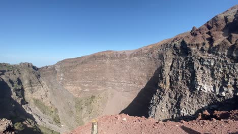 At-the-top-of-Mt.-Vesuvius-in-Italy