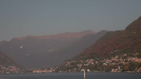 Lake-Como-in-Como,-Italy