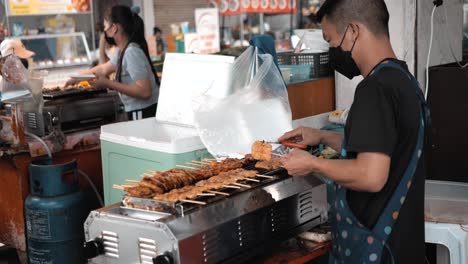 local-market-cooking-food,-Bangkok,-Thailand