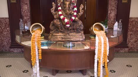 Indien-Statue-Von-Lord-Ganesh,-Elefantenköpfiger-Gott,-Dekoration