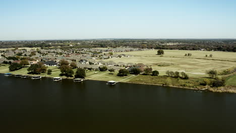 Drone-view-of-Granbury-in-Hood-County,-Texas