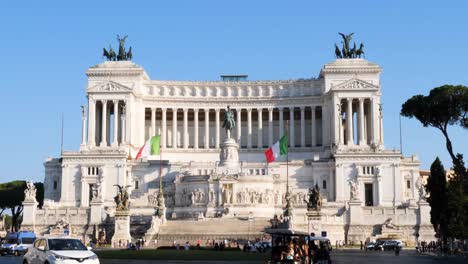 Monumento-Nacional-Victor-Emmanuel-II,-También-Conocido-Como-Vittoriano-O-Altare-Della-Patria,-Roma,-Italia