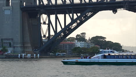 Ferry-Rivercat-En-El-Puerto-De-Sydney,-Australia