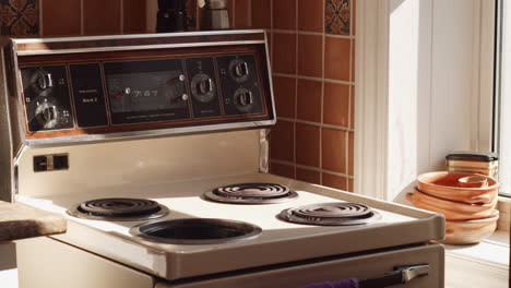 A-vintage-stove-in-a-retro-kitchen-in-a-down-town-apartment