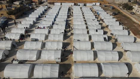 Lager-Und-Zelt-Der-Vertriebenen-Nach-Dem-Katastrophalen-Erdbeben,-Syrien