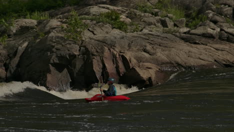 Sport-kayak-on-the-white-water