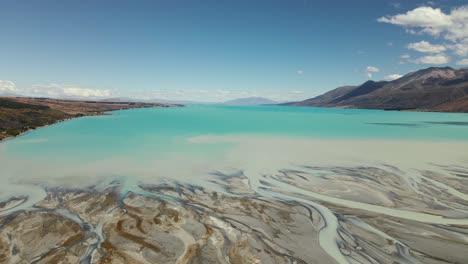 Sediment-rich-water-from-Tasman-river-delta-enters-blue-Lake-Pukaki