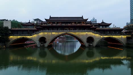Famoso-Puente-Anshun-En-El-Río-Jin-En-Chengdu,-China---Vista-Aérea-De-Drones