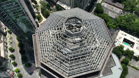 Aerial-reveal-of-high-rises-in-Atlanta