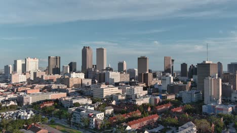 Establishing-aerial-shot-of-New-Orleans-cityscape