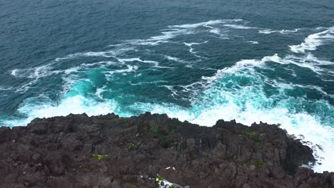 Turquoise-Ocean-And-Rocky-Cliffs-Of-Miradouro-da-Ponta-do-Queimado,-Terceira-Island---aerial-drone-shot
